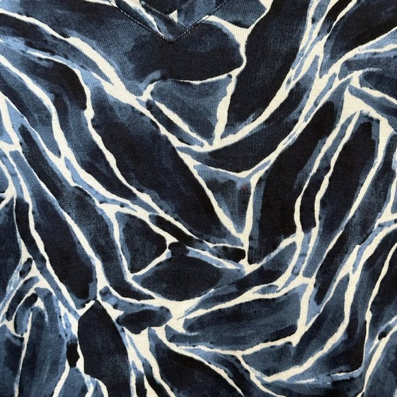 Chico’s size 3(XL/16) navy blue print 3/4 sleeve top missing fabric/care tag - Picture 2 of 6